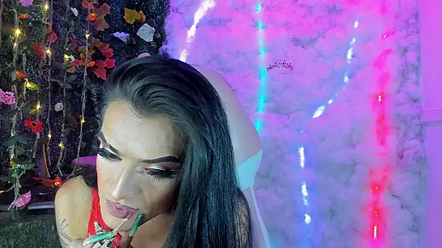 ZAMMIRA online show from 12-18-25, 05:34