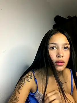 Snapshot of SoyLia233 chatting on 11-14-25, 06:06 SoyLia233 online show from 11-14-25, 06:06