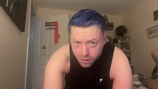 DelayedAnalog720 online show from 12-18-25, 02:43