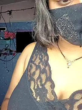 Sweet-Maddlina online show from 05-27-26, 01:26