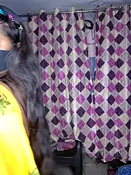 Sweet-Maddlina online show from 04-15-26, 05:24