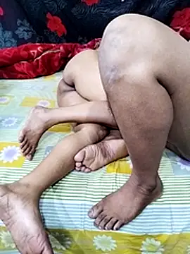 modhu82 online show from 02-10-26, 05:34