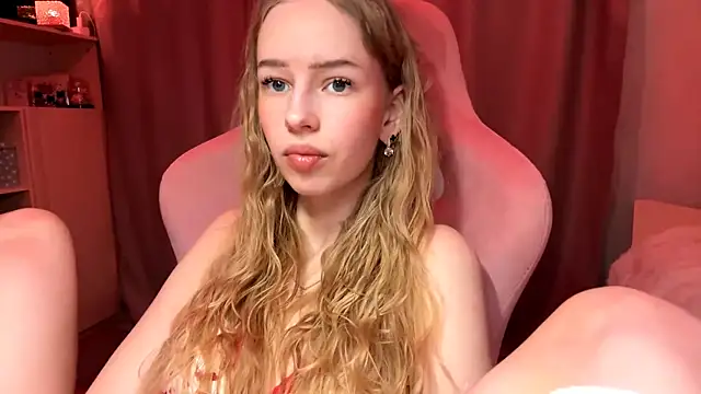 LunaCrave online show from 02-05-26, 02:24