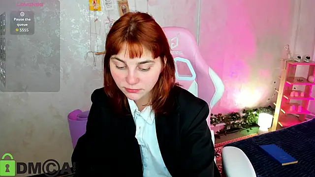 Rene Shine online show from 11-19-25, 05:13