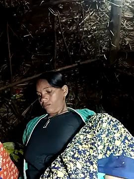 Cutsedi3 online show from 11-17-25, 09:52