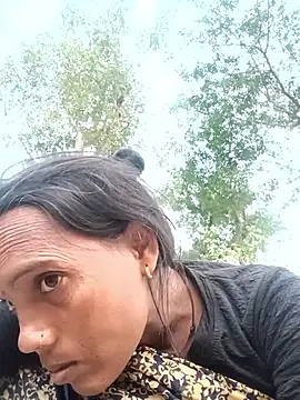 Cutsedi3 online show from 11-23-25, 11:42