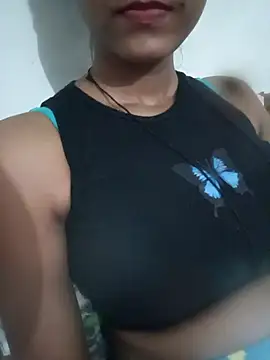 Snapshot of Sexy_baby_pooja chatting on 10-13-25, 03:35 Sexy baby pooja online show from 10-13-25, 03:35