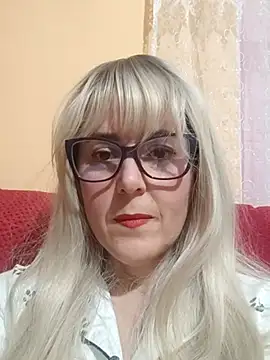 Amelialove42 online show from 11-09-25, 05:39