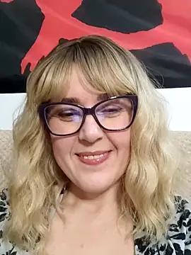 Amelialove42 online show from 02-08-26, 07:33