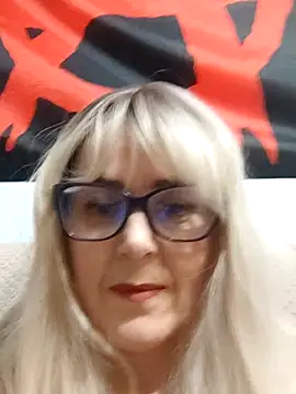 Amelialove42 online show from 11-25-25, 07:47