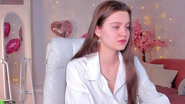 Renesmy Black online show from 02-12-26, 11:48