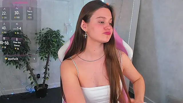 Renesmy Black online show from 05-27-26, 01:57