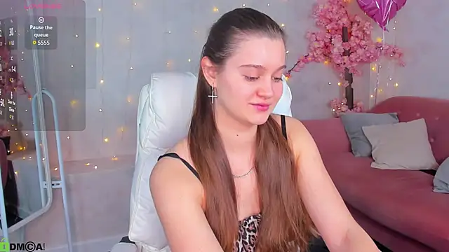 Renesmy Black online show from 02-25-26, 01:06