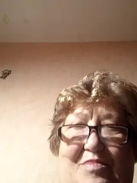 Katherine735 online show from 10-28-25, 09:47