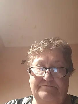 Katherine735 online show from 12-18-25, 10:13