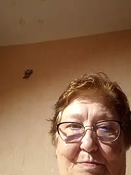 Snapshot of Katherine735 chatting on 06-11-26, 09:01 Katherine735 online show from 06-11-26, 09:01
