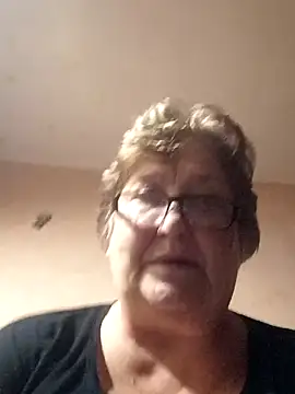 Katherine735 online show from 10-31-25, 04:14