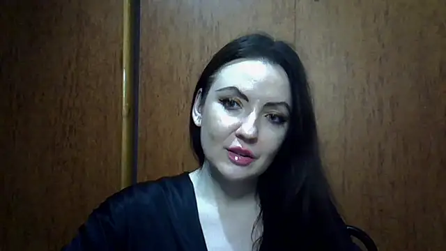 Snapshot of Kalorinn chatting on 02-23-26, 03:12 Kalorinn online show from 02-23-26, 03:12