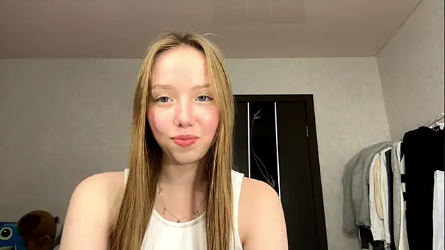 Snapshot of AntoniaMoravick chatting on 10-18-25, 03:03 AntoniaMoravick online show from 10-18-25, 03:03
