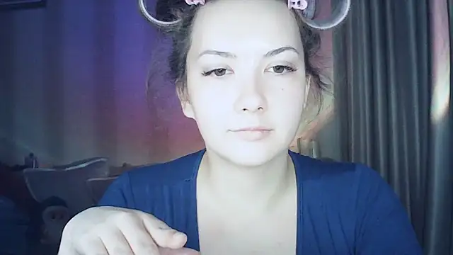 MoodieMira online show from 02-16-26, 03:21