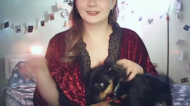 MoodieMira online show from 02-14-26, 05:35