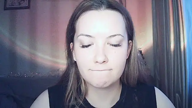 MoodieMira online show from 02-05-26, 02:24