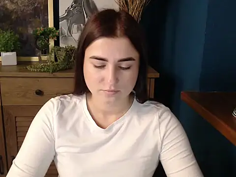 Flower mary online show from 10-15-25, 06:33