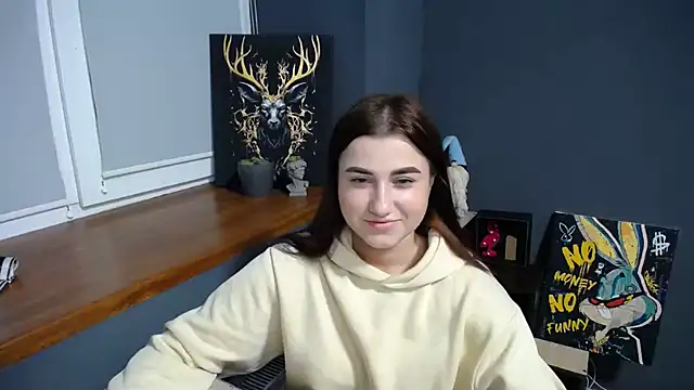 Flower mary online show from 11-17-25, 08:18