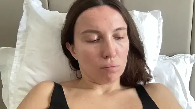 CArivora online show from 03-11-26, 11:37