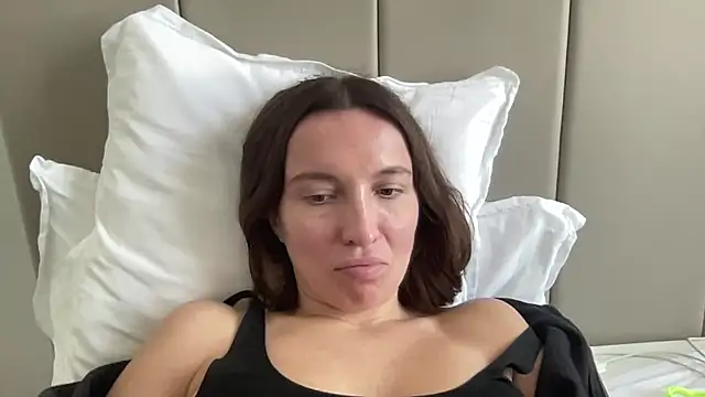 CArivora online show from 03-10-26, 11:58