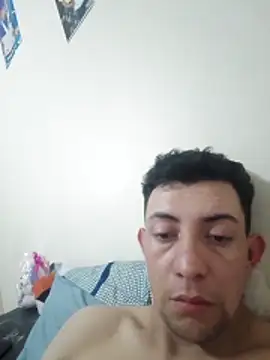 juniorcam10 online show from 10-25-25, 05:57