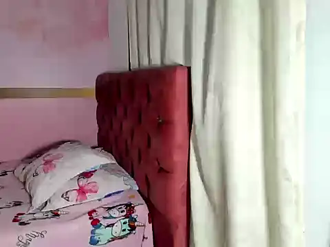 Snapshot of Dakota_evans18 chatting on 10-19-25, 10:34 Dakota evans18 online show from 10-19-25, 10:34