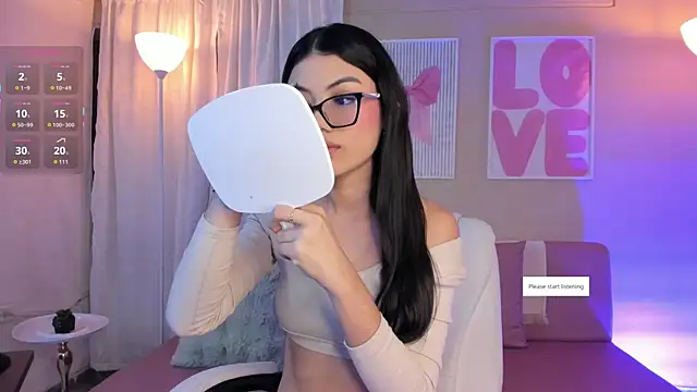 Snapshot of MarianaaDooll chatting on 12-22-25, 12:16 MarianaaDooll online show from 12-22-25, 12:16