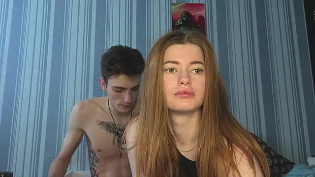 EmiliaCouple online show from 04-10-26, 07:48