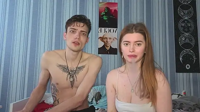 EmiliaCouple online show from 04-12-26, 10:51