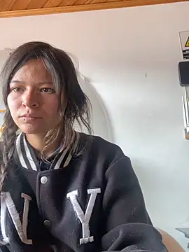 Ninfa pink online show from 11-27-25, 07:03