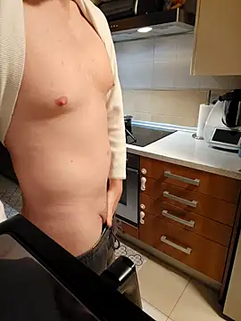 Alex piloto online show from 11-28-25, 07:14