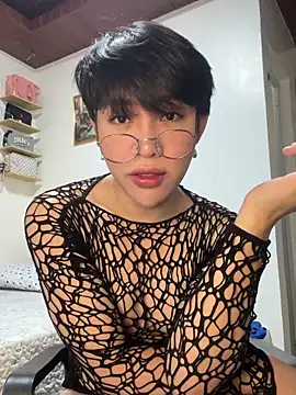 Snapshot of Keyka15 chatting on 02-01-26, 10:13 Keyka15 online show from 02-01-26, 10:13