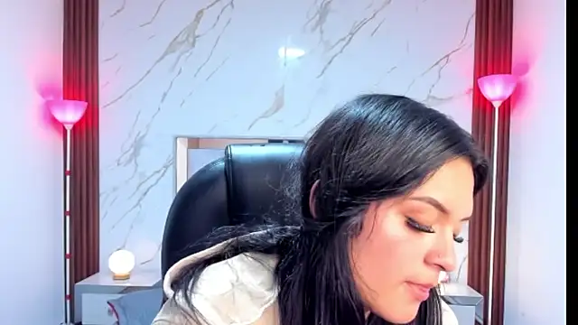 GAbrielaBotero online show from 01-10-26, 04:13