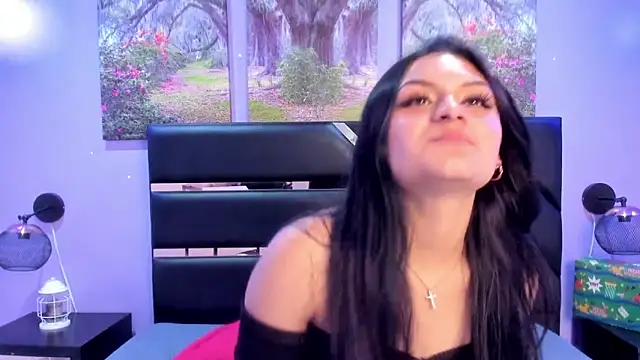 GAbrielaBotero online show from 12-17-25, 07:52