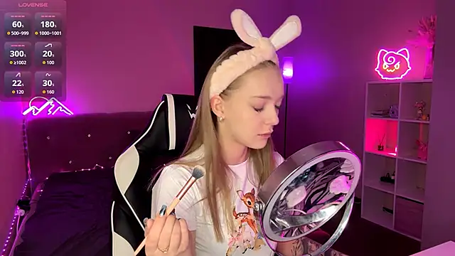 EvaPeace online show from 02-08-26, 07:11