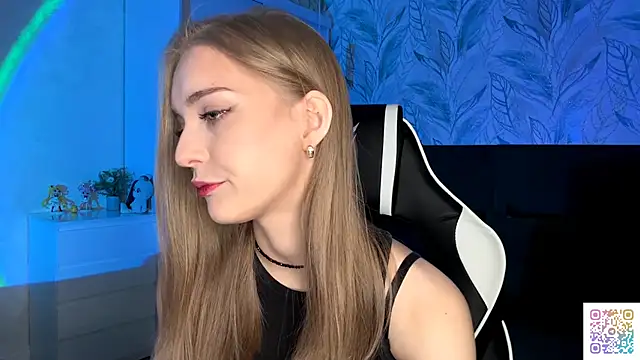 EvaPeace online show from 11-03-25, 04:10