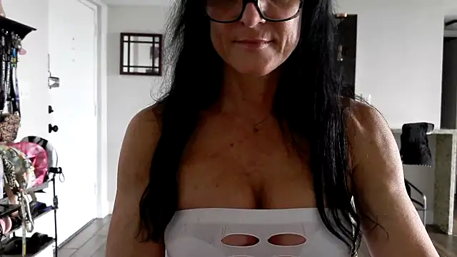 carothepro online show from 10-19-25, 03:59