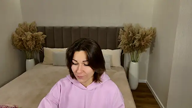 EdenSolis online show from 11-10-25, 10:09