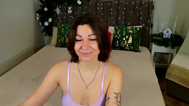 EdenSolis online show from 12-22-25, 09:09