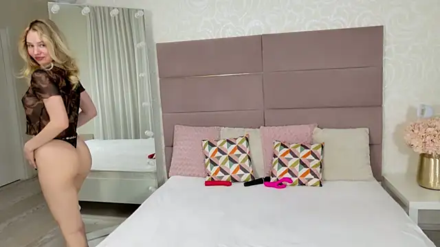 IndieMoon online show from 03-06-26, 06:03