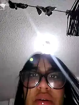 Valen russo online show from 10-16-25, 02:53