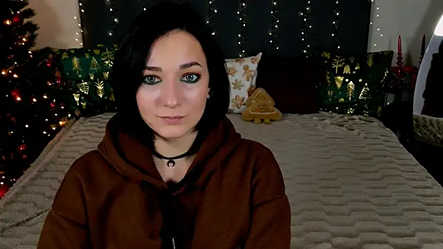 BaileeLynn online show from 12-21-25, 12:40