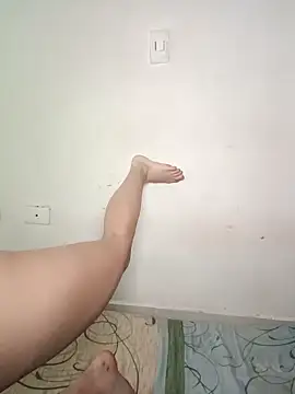 Thalia Karlson online show from 04-15-26, 01:37