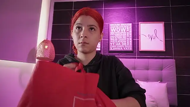 Thalia Karlson online show from 02-05-26, 12:34